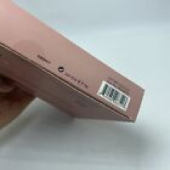 The Creme Shop Disney Minnie Mouse Limited Edition Snug Sleep Mask New In Pkge - Picture 3 of 5